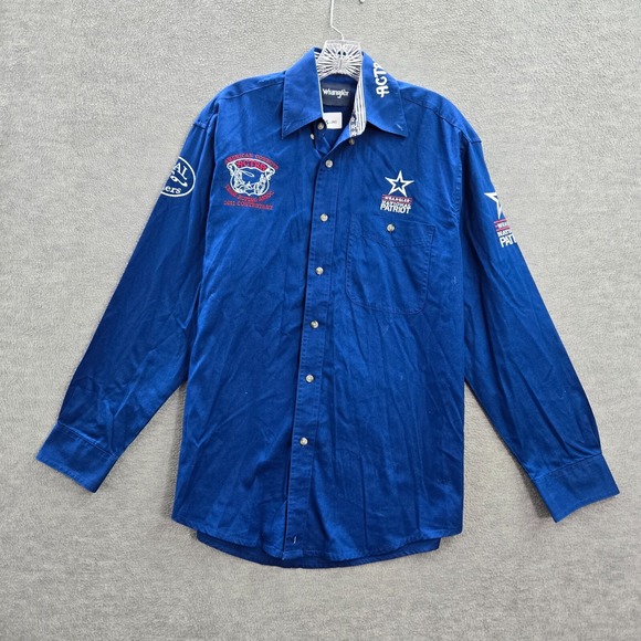 Wrangler Men Button Up Shirt Blue Medium National Patriot American Cowboys ACTRA - Picture 1 of 11